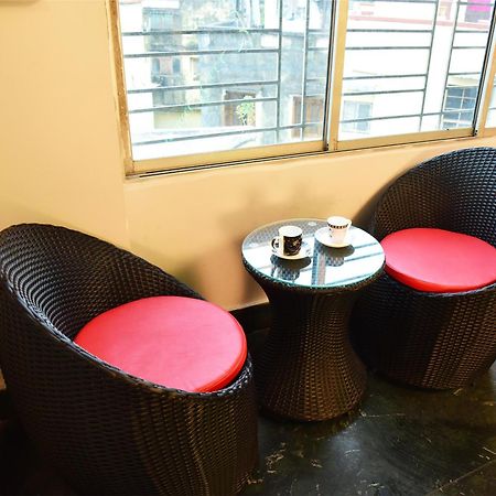 City Central Hostel Calcutta Extérieur photo