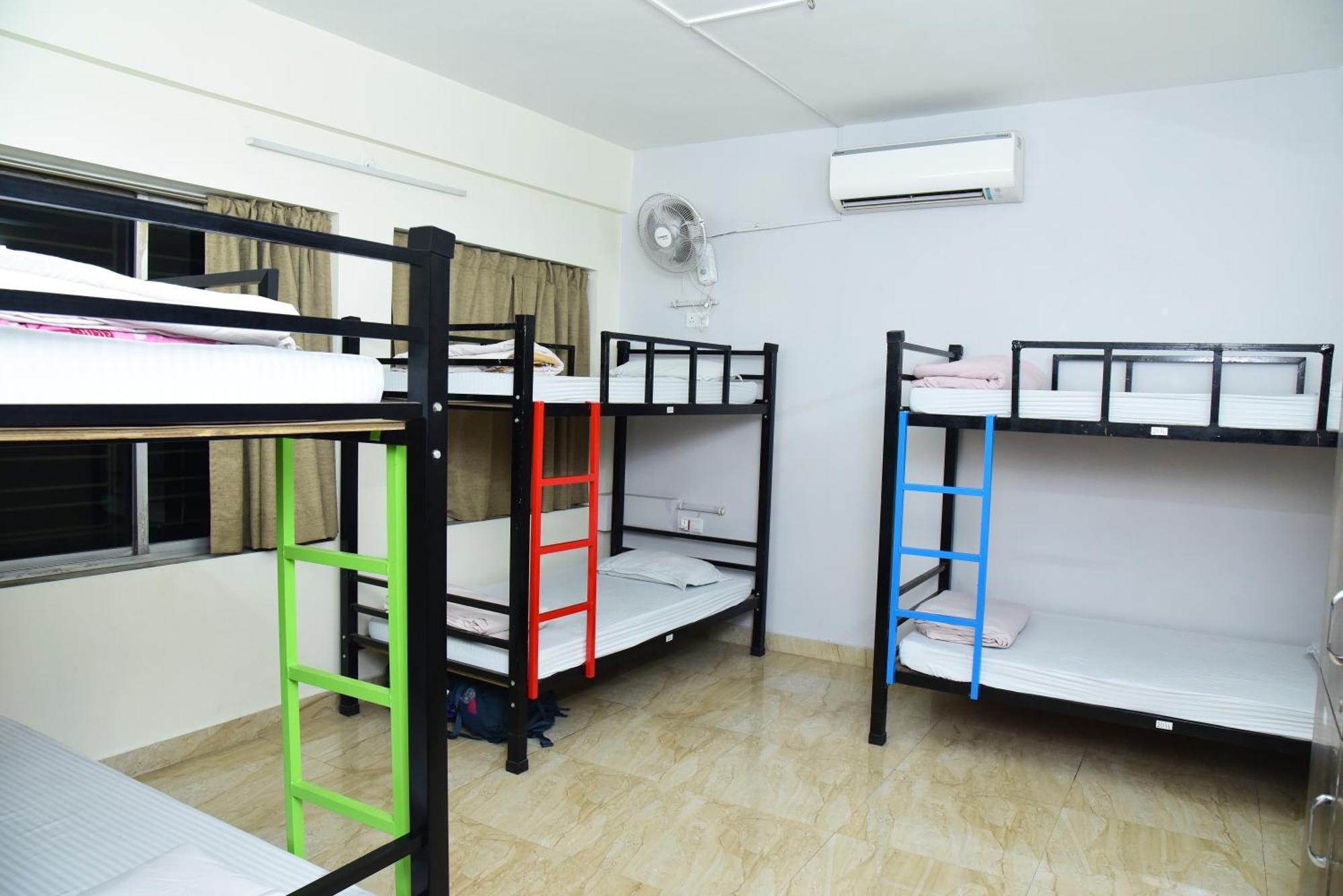 City Central Hostel Calcutta Extérieur photo
