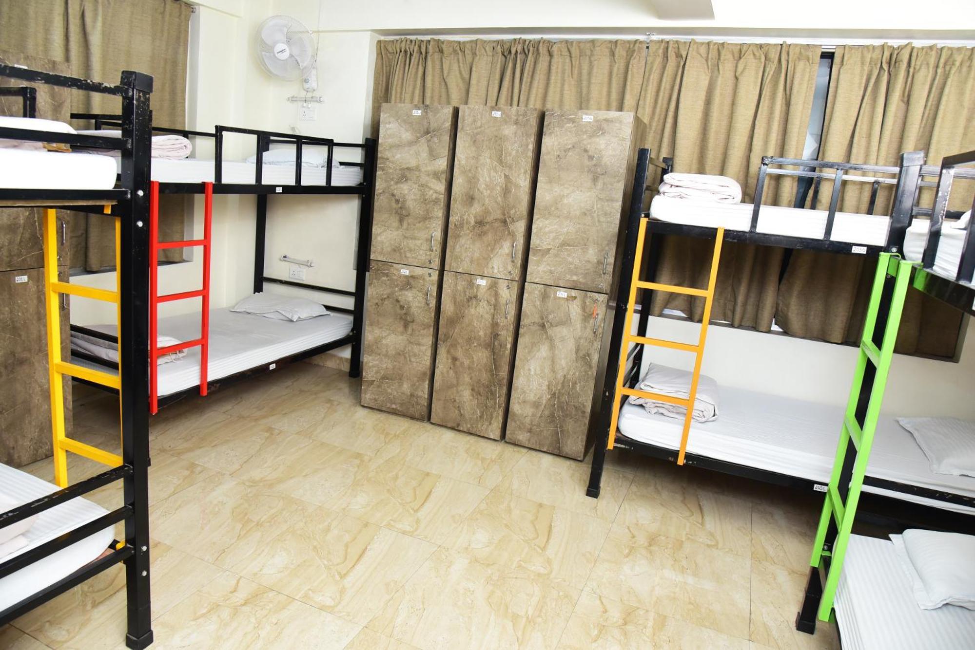 City Central Hostel Calcutta Extérieur photo
