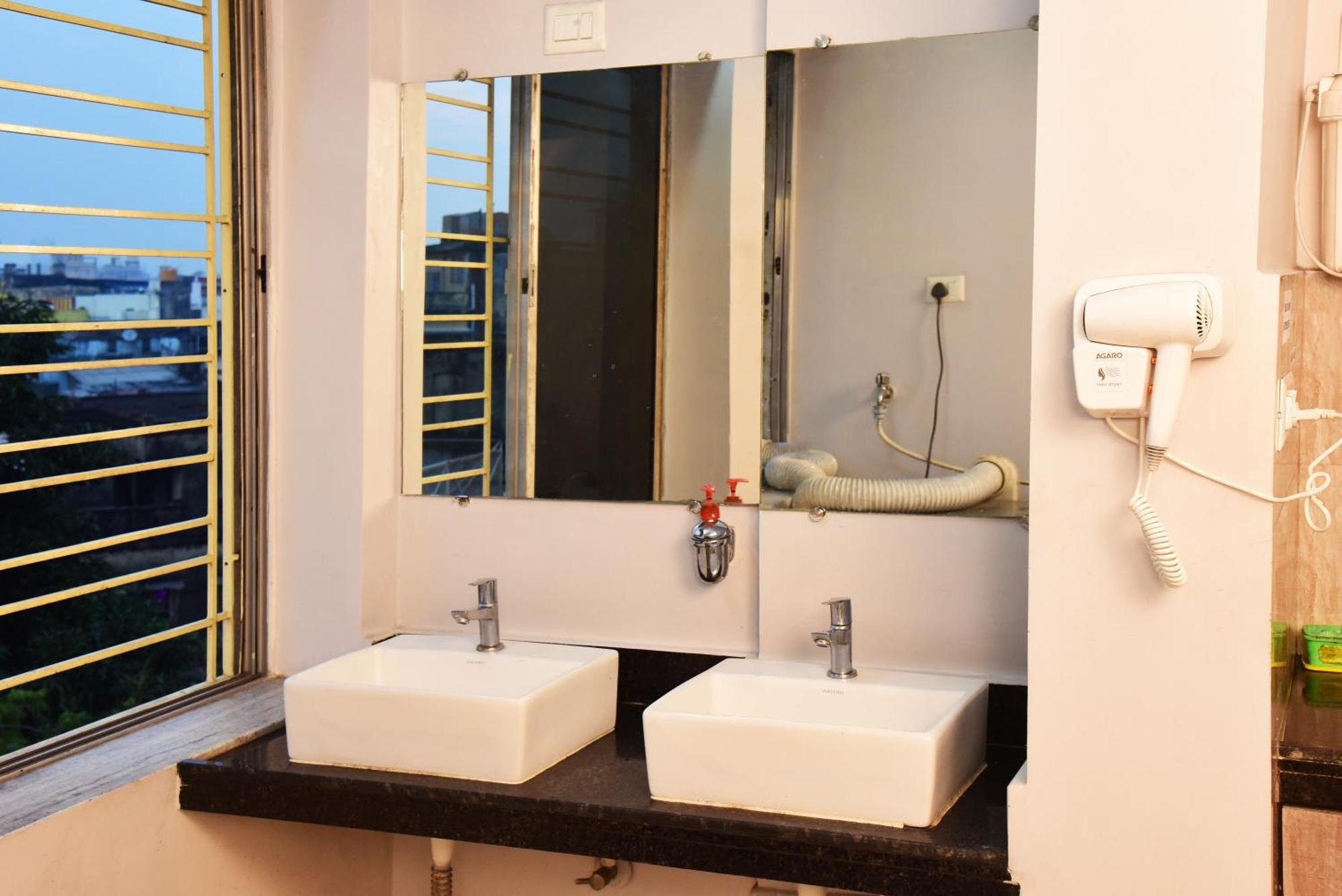 City Central Hostel Calcutta Extérieur photo